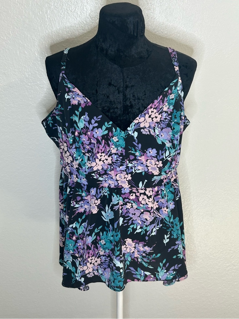 Torrid Floral Peplum Cami Top NWT Size 2X